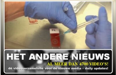 Kijk wat er gebeurd als je een druppeltje “vaccin” aan puur bloed toevoegt